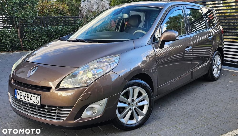 Renault Grand Scenic Gr 2.0 16V Privilege X-Tronic CVT - 25