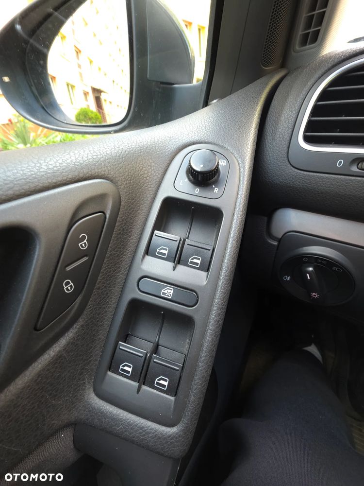 Volkswagen Golf 1.4 Comfortline - 6