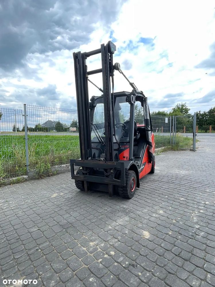 Linde H25T-02 - 1