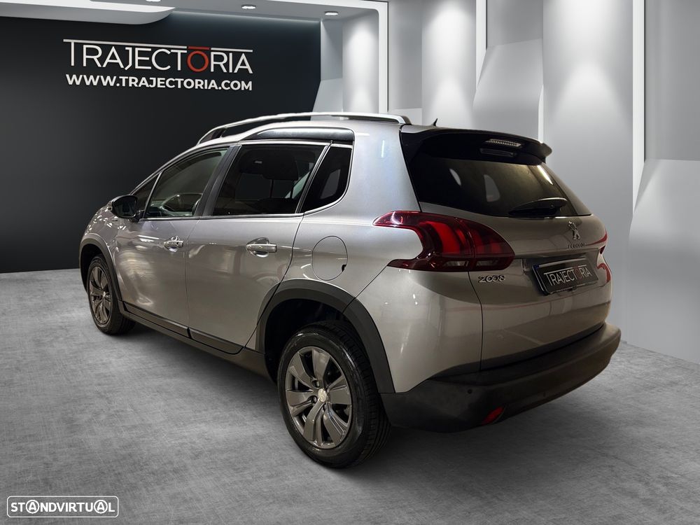 Peugeot 2008 1.5 BlueHDi Signature - 3