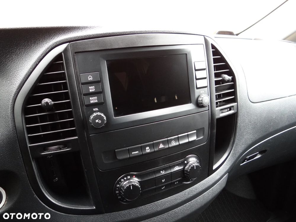 Mercedes-Benz Vito - 17