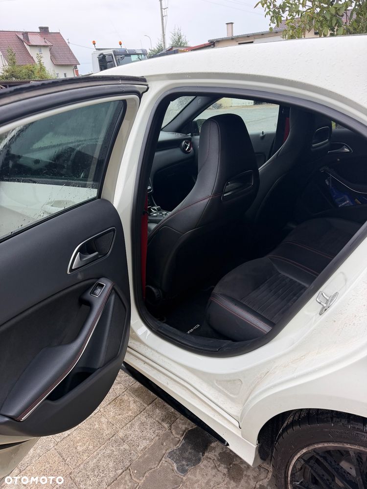 Mercedes-Benz Klasa A AMG 45 4-Matic - 11