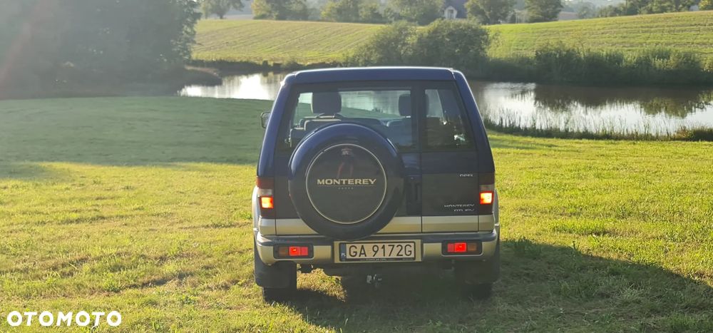 Isuzu Trooper - 6