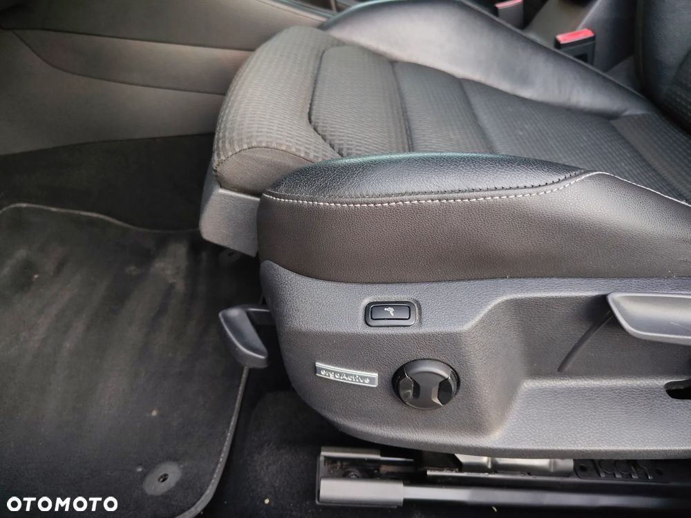 Volkswagen Golf 1.4 TSI BMT Comfortline Perfectline - 22