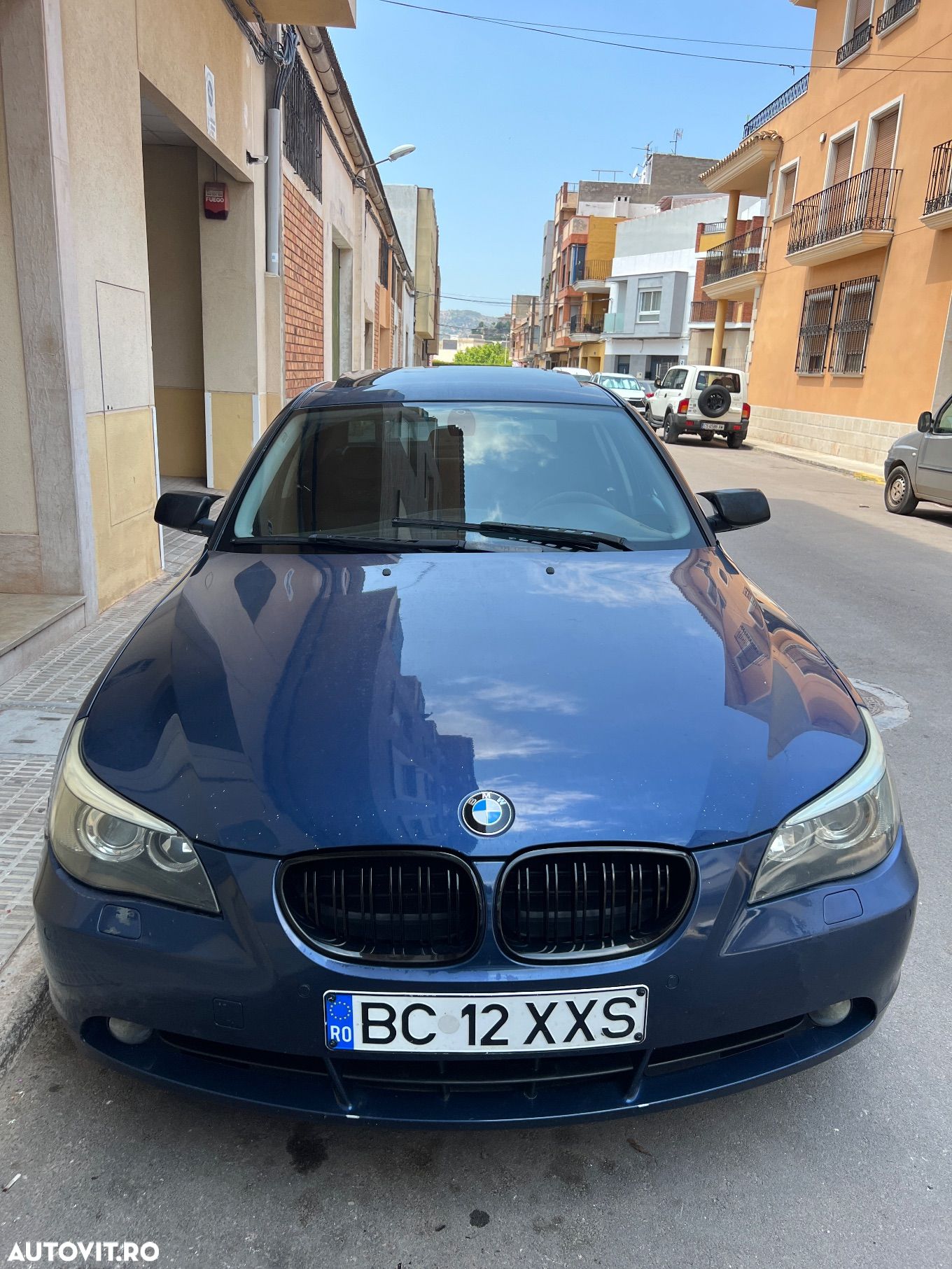 BMW Seria 5 525i - 1