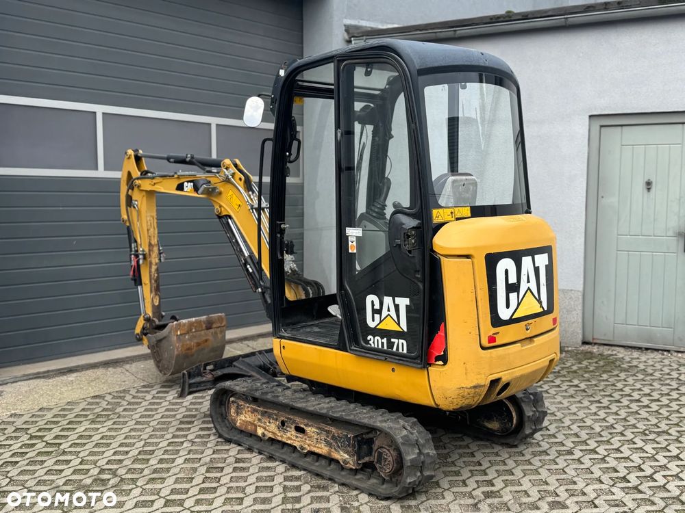 Caterpillar 301.7D - 7