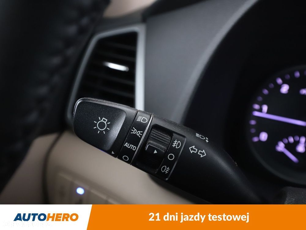 Hyundai Tucson 2.0 CRDI Premium 4WD - 29