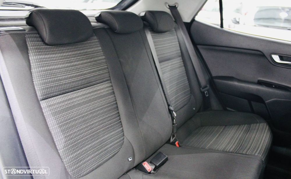 Kia Stonic - 18