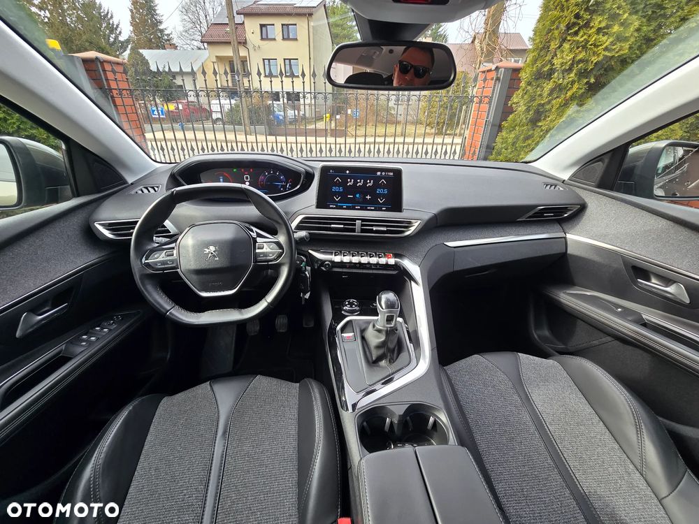 Peugeot 3008 PureTech 130 Stop & Start GPF Allure - 7