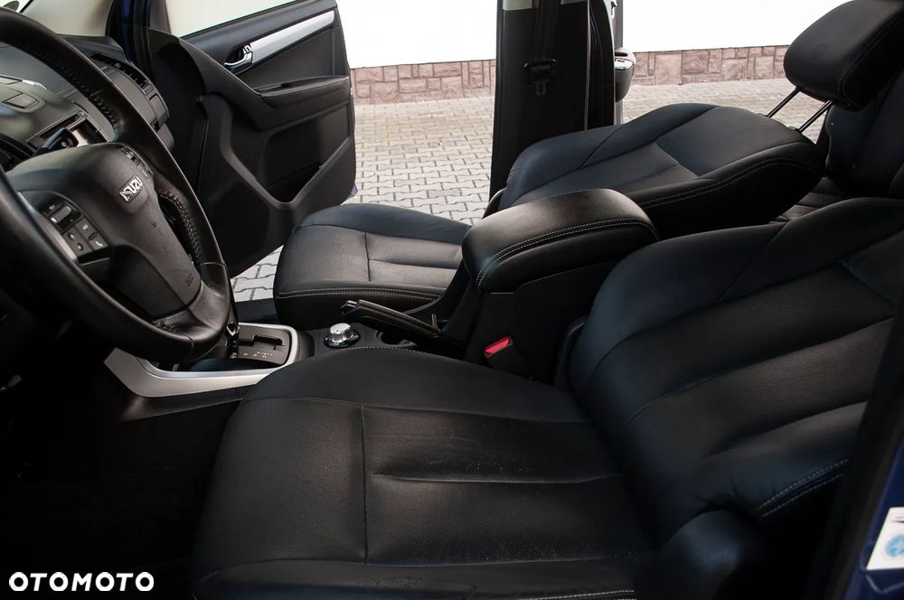 Isuzu D-Max 1.9 DC LS+ - 35