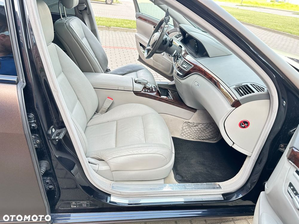 Mercedes-Benz Klasa S 320 L CDI - 23