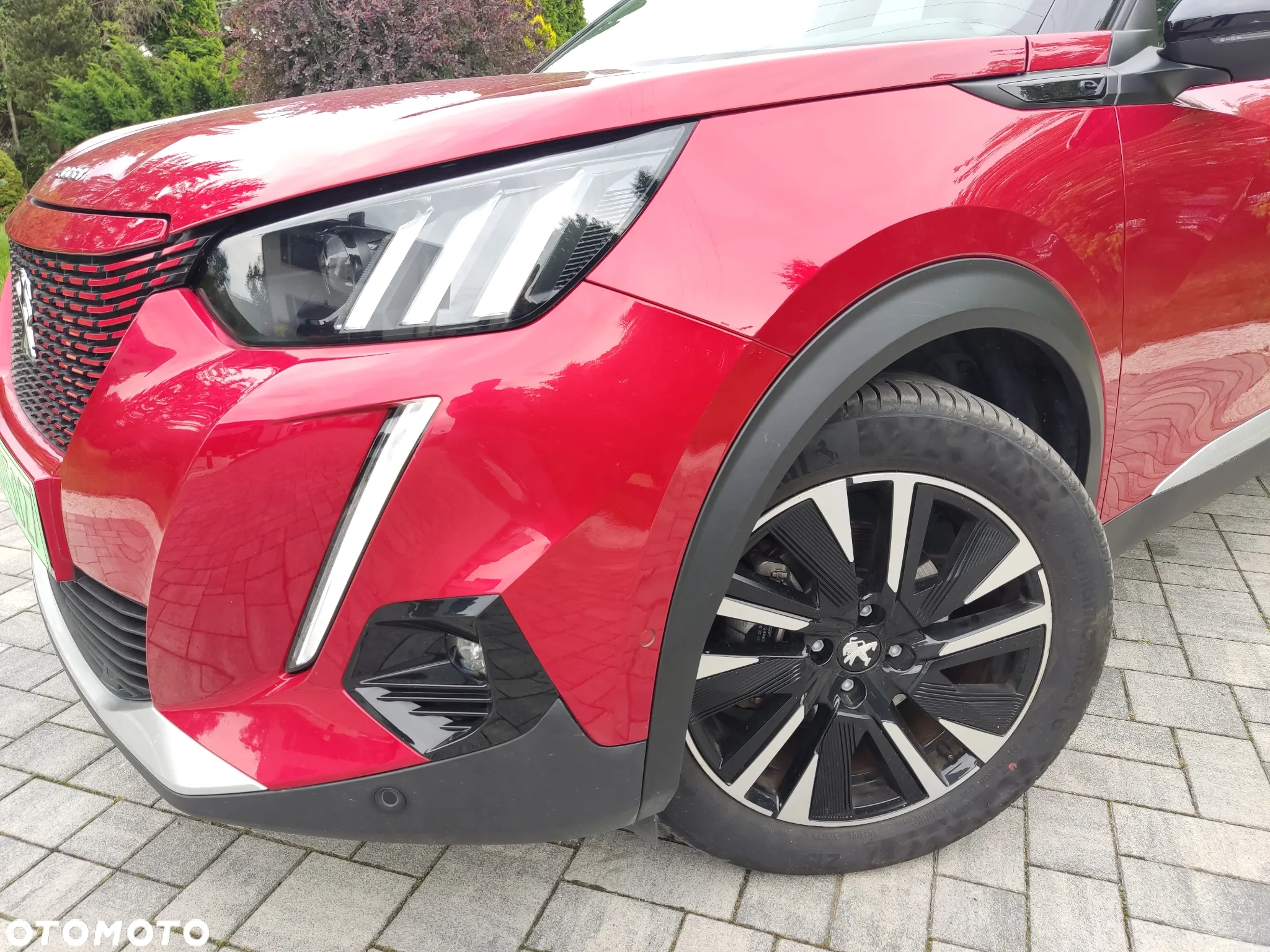 Peugeot 208 e-208 GT Line - 9