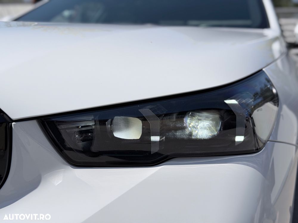 BMW Seria 5 520d AT MHEV - 37