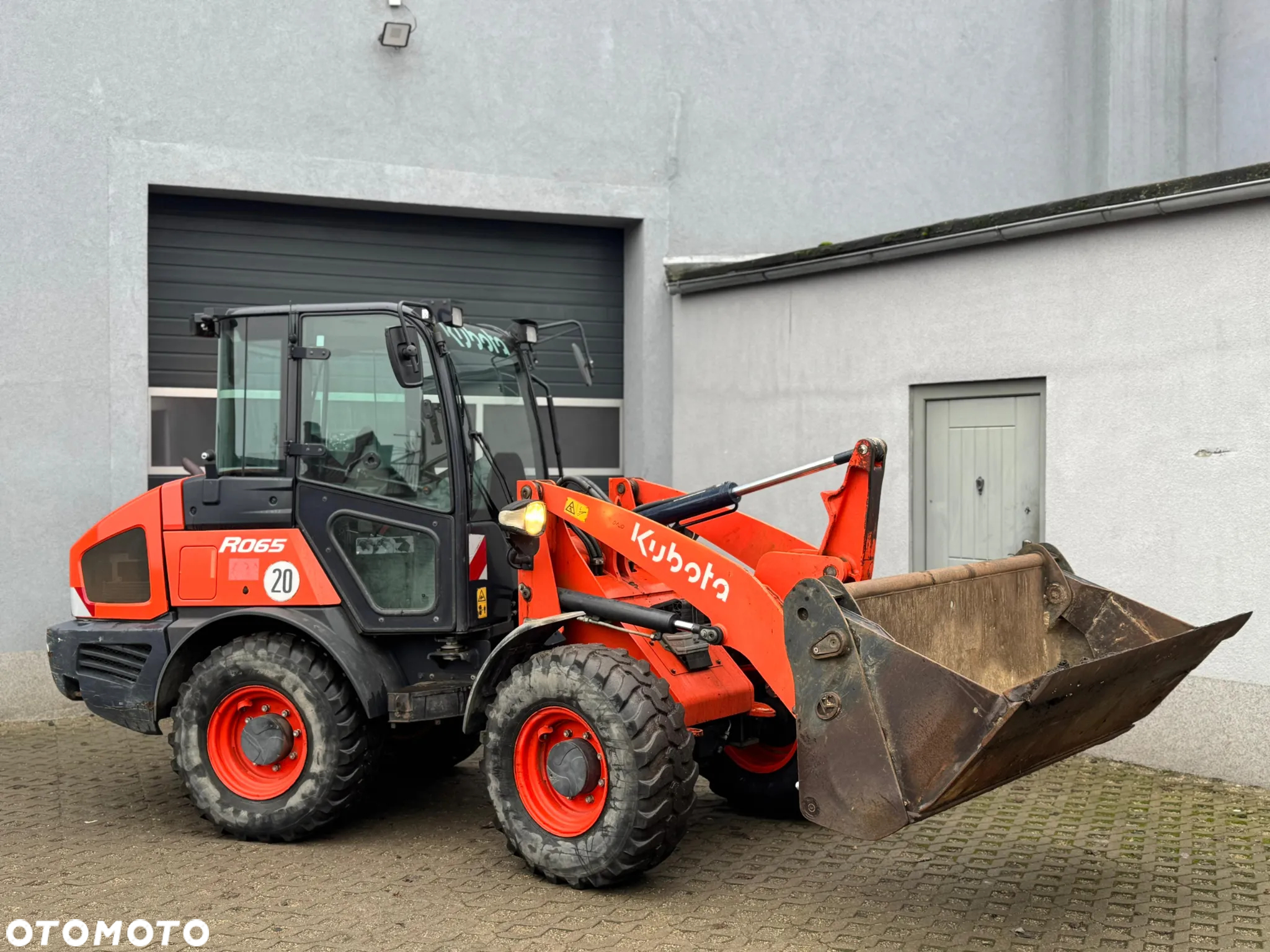 Kubota R065 - 9