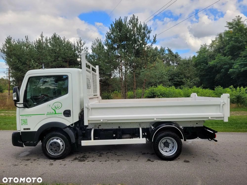 Nissan CABSTAR - 9