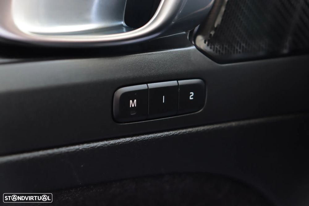 Volvo C40 Recharge Twin First Edition - 27