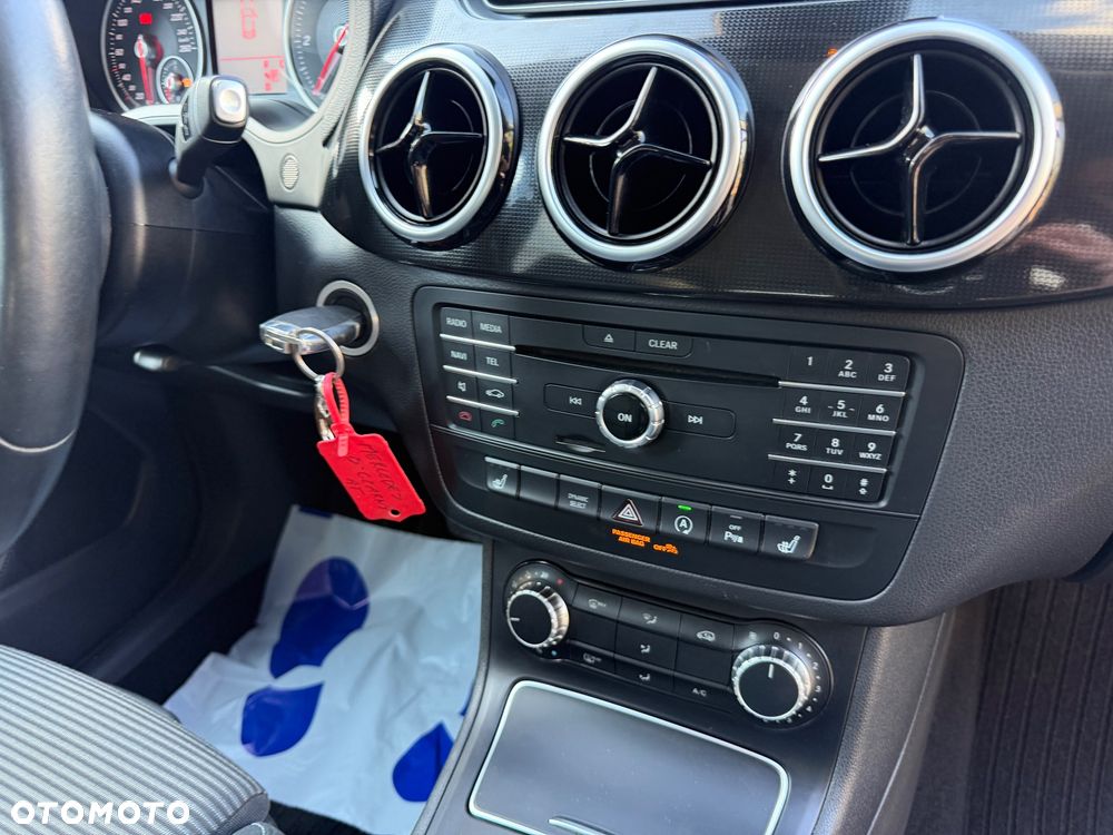 Mercedes-Benz Klasa B 180 (CDI) d 7G-DCT AMG Line - 6
