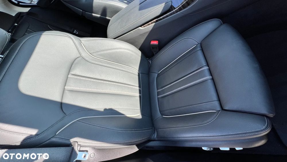 BMW Seria 5 530i Luxury Line - 14