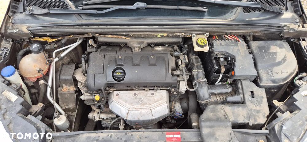 Citroën C4 VTi 120 Exclusive - 20