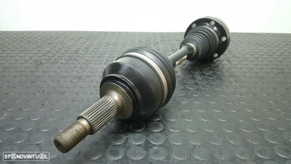 TRANSMISSÃO FRENTE ESQUERDA VOLKSWAGEN TOUAREG (7LA) TDI V10 - 2