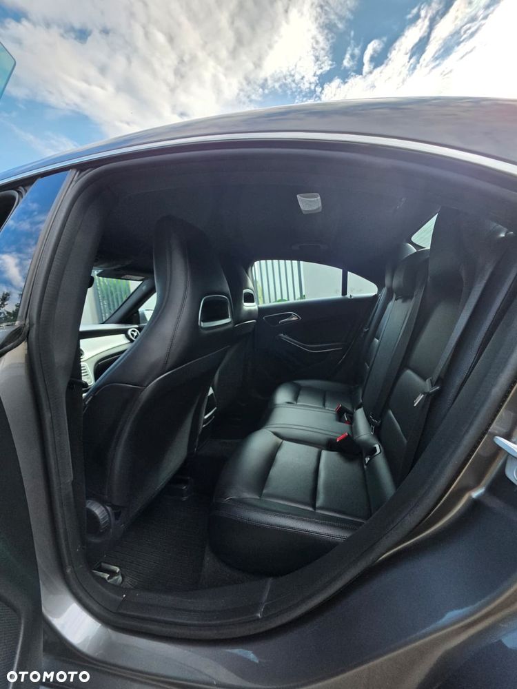 Mercedes-Benz CLA 200 CDI AMG Line - 15