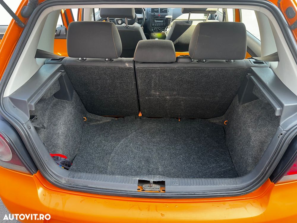 Volkswagen Polo 1.4 TDI Attractive - 9