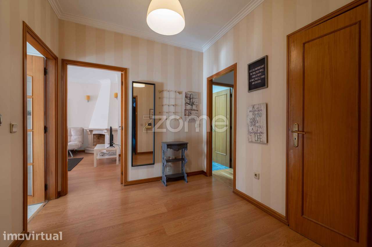 APARTAMENTO T4 COM GARAGEM FECHADA EM SÃO VITOR - BRAGA - Grande imagem: 4/31