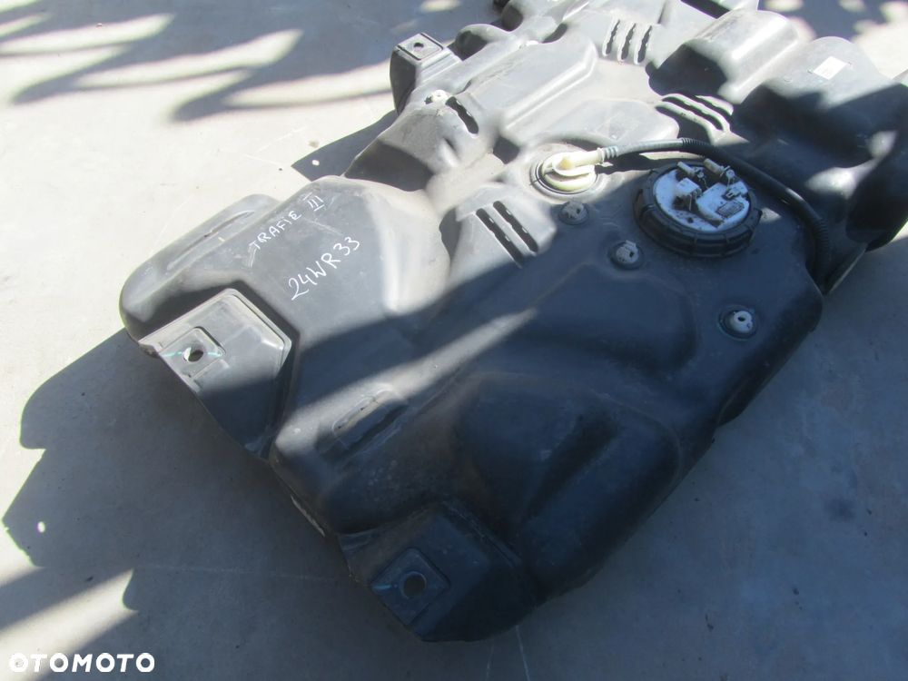 Renault Trafic-Vivaro-Talento 14-> zbiornik paliwa