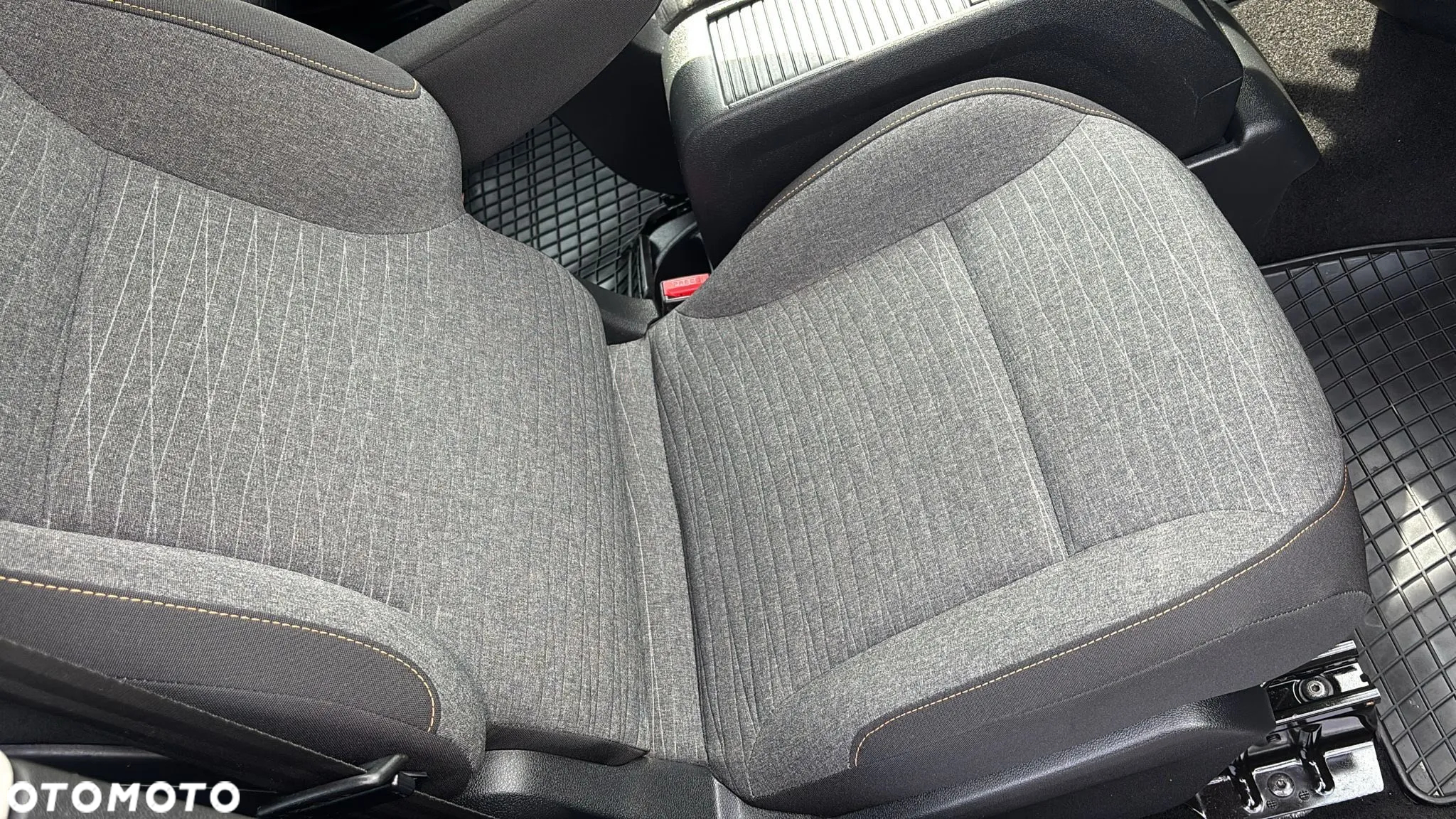 Citroën Berlingo 1.6 BlueHDi XTR S&S - 24