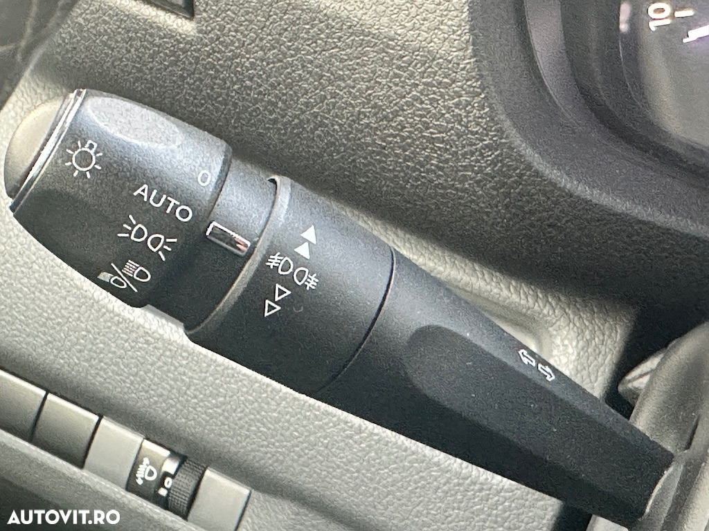 Opel vivaro - 13