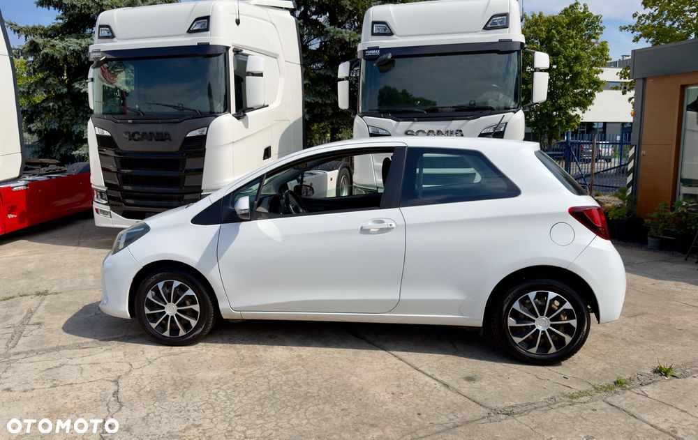Toyota Yaris 1.33 Active EU6 - 4