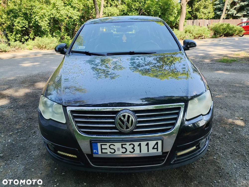 Volkswagen Passat 2.0 TDI DPF Highline DSG - 2