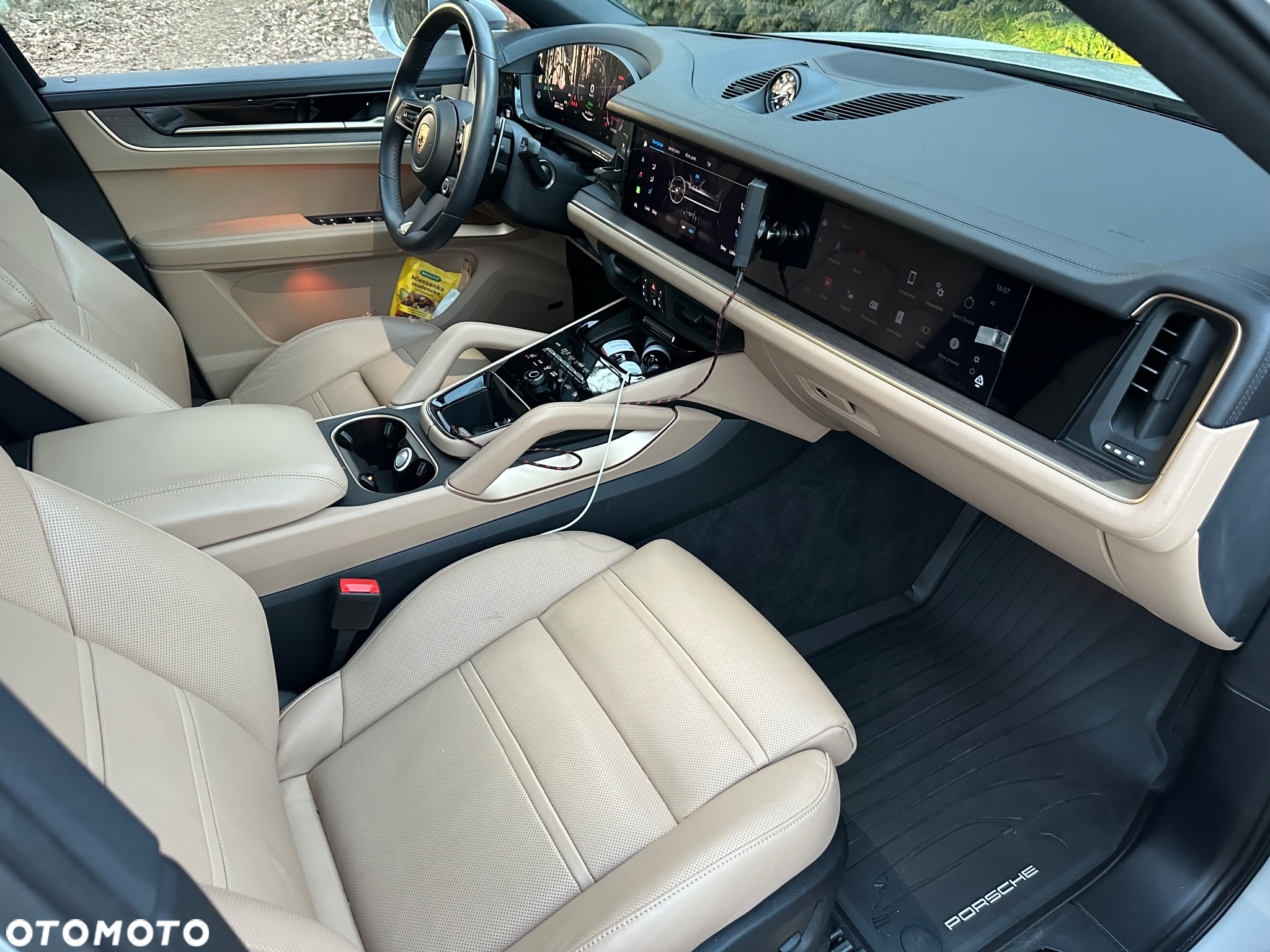 Porsche Cayenne Coupe - 26