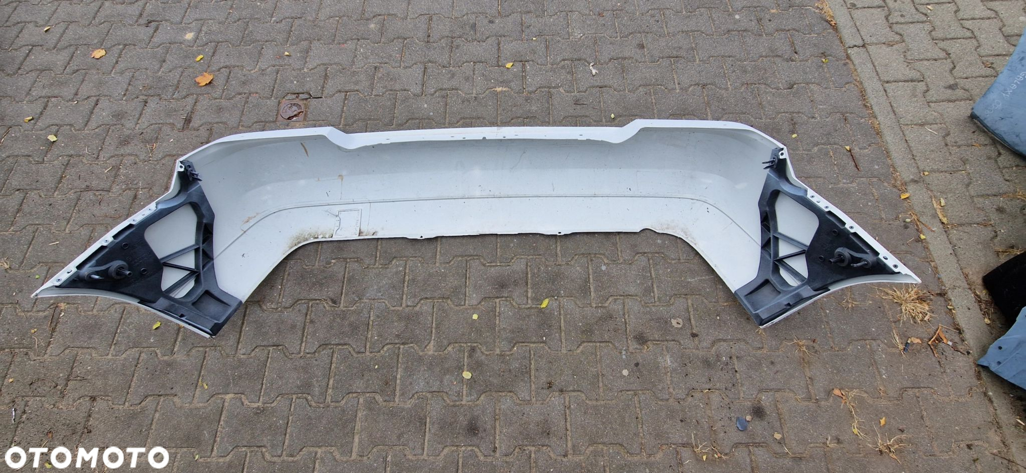 Zderzak Tył Ford Focus Sedan Mk1 1998-2004r. - 2
