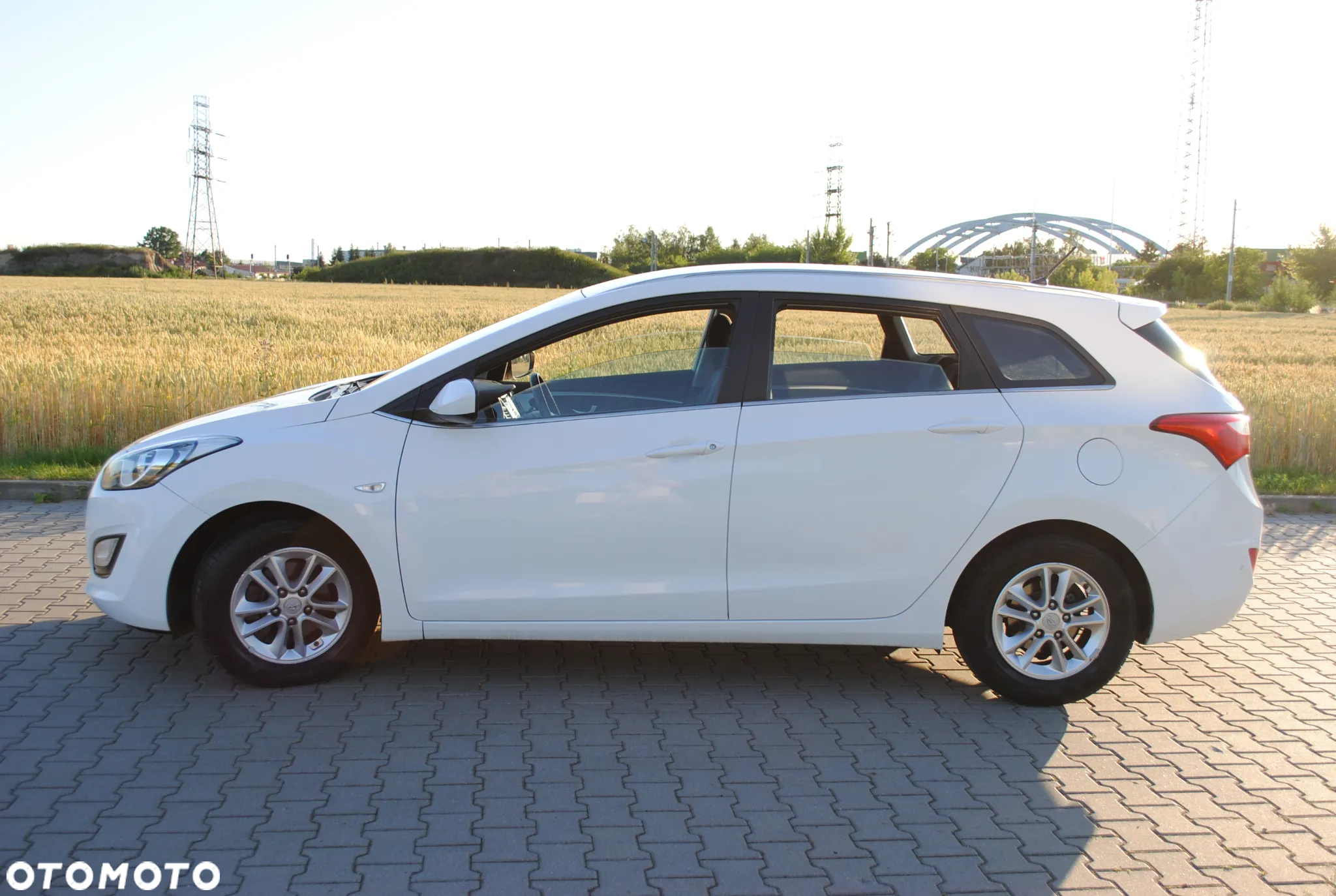 Hyundai i30 1.6 D Premium - 6