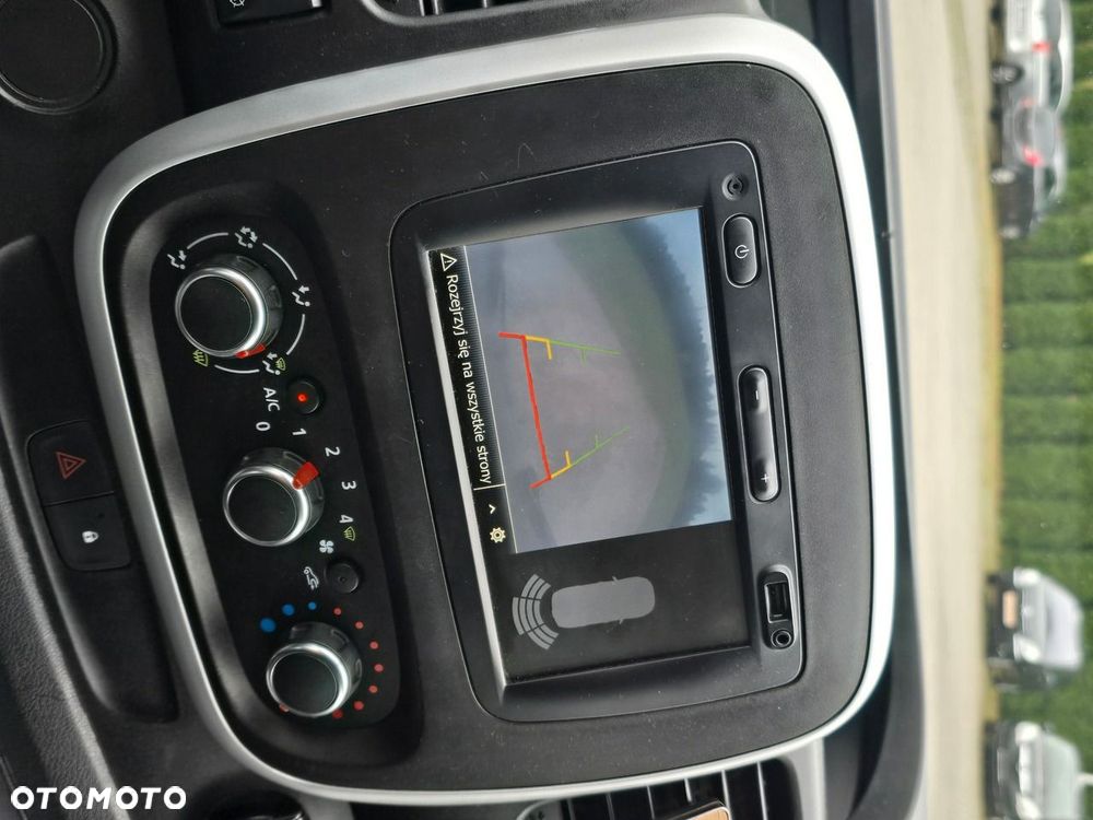 Renault Trafic - 28