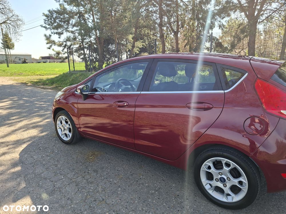 Ford Fiesta 1.25 Titanium EU5 - 3
