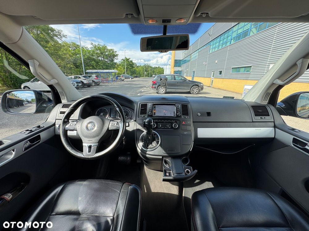 Volkswagen Multivan - 5