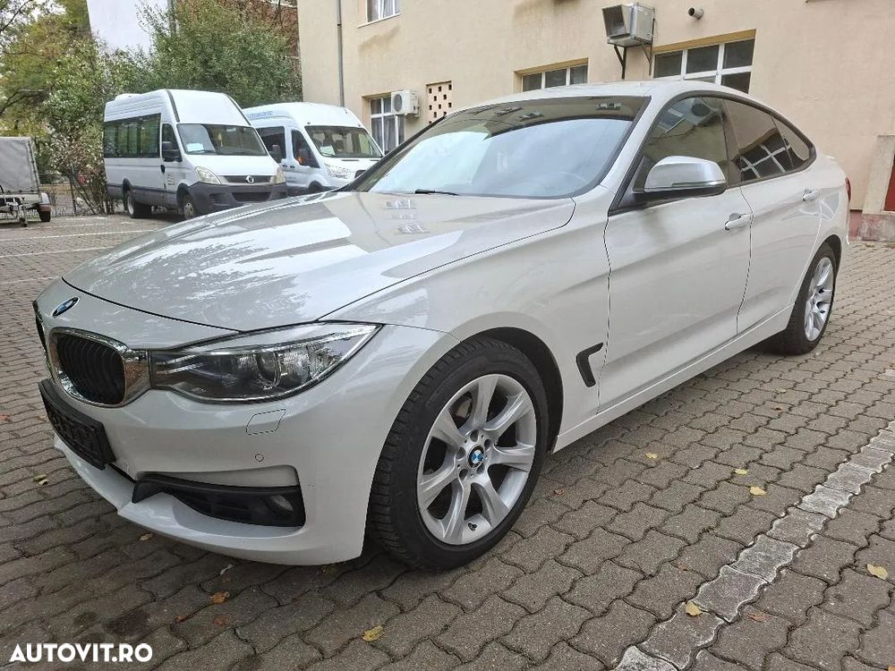 BMW Seria 3 320d GT Sport-Aut. Sport Line - 2
