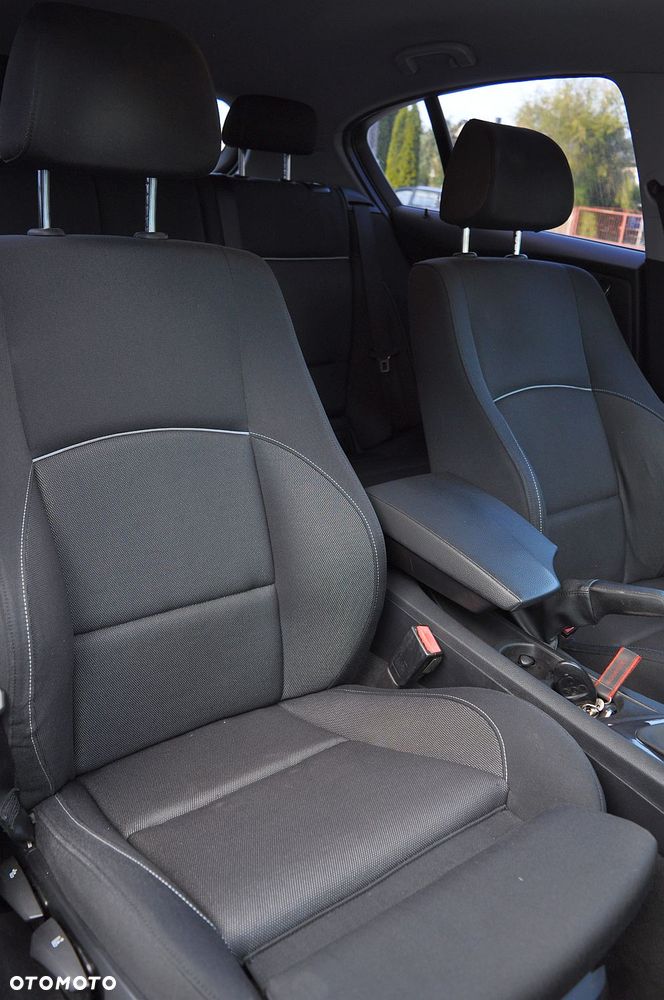 BMW Seria 1 118d DPF Edition Lifestyle - 17