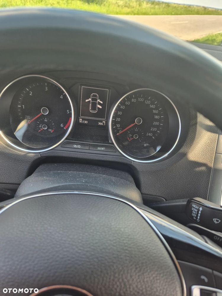 Volkswagen Polo 1.4 TDI Blue Motion Technology DSG Allstar - 5