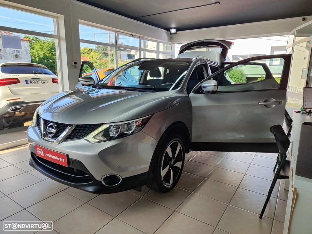 Nissan Qashqai 1.5 dCi N-Connecta 18 - 21