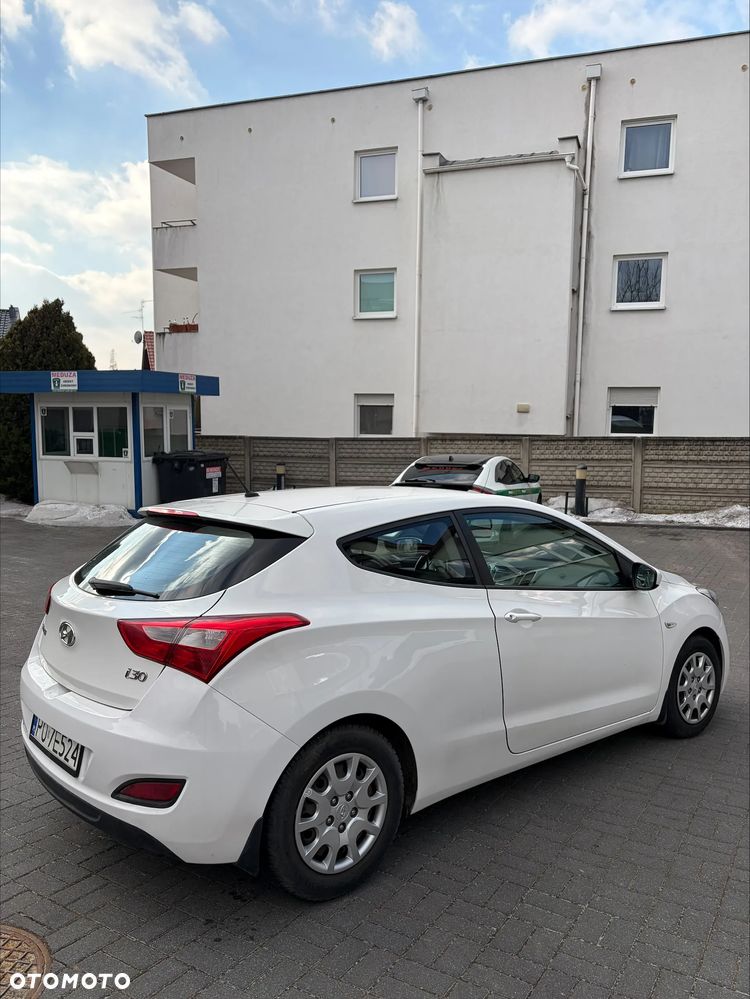 Hyundai i30 1.6 Classic + - 6