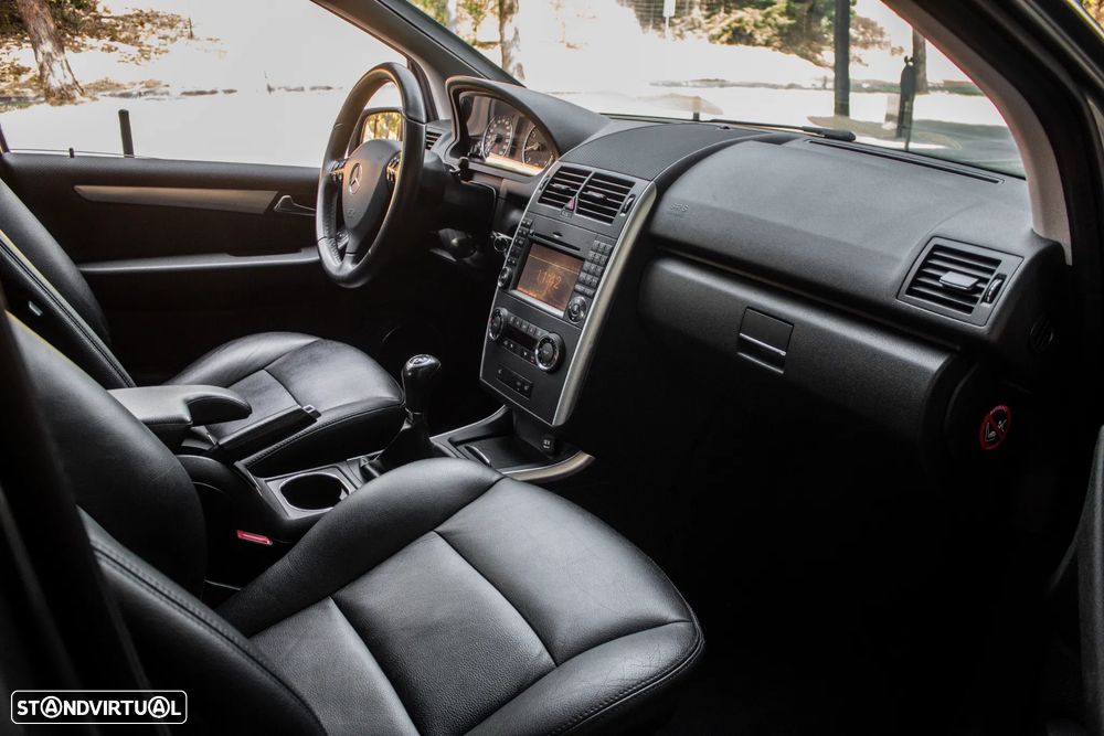 Mercedes-Benz A 160 BlueEFFICIENCY Avantgarde - 24