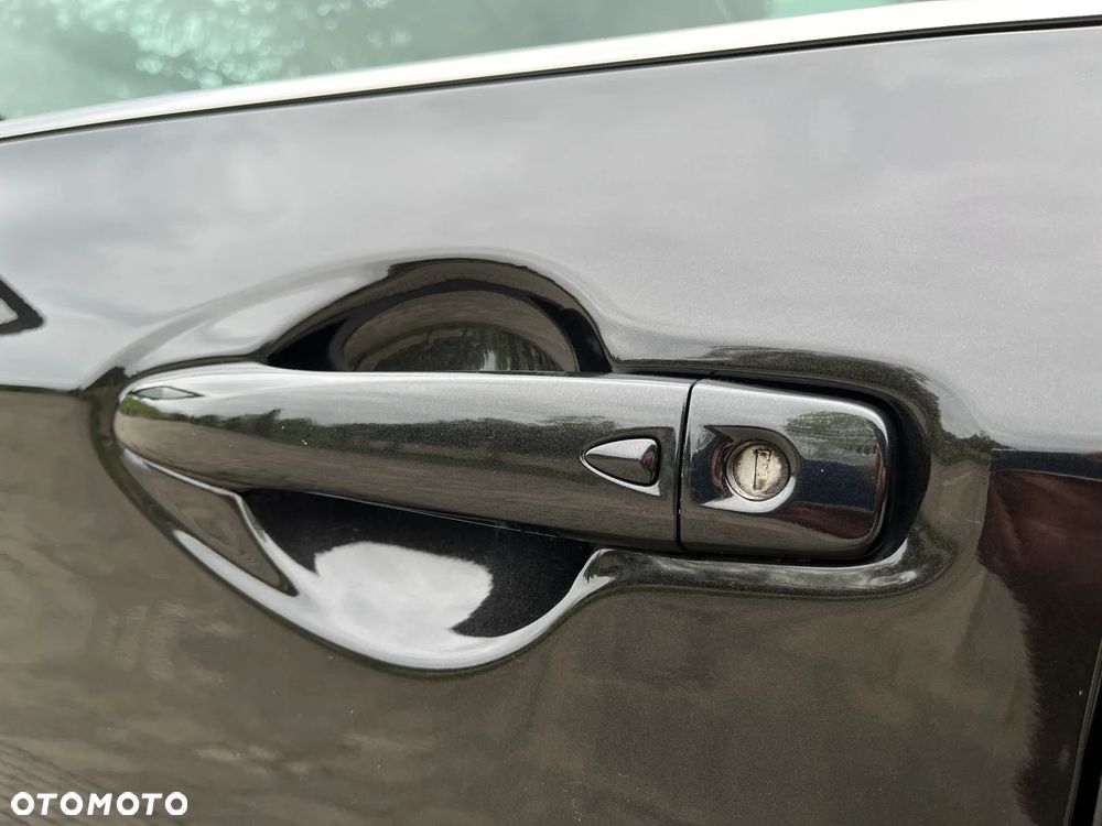 Nissan Qashqai 1.3 DIG-T N-Connecta - 31