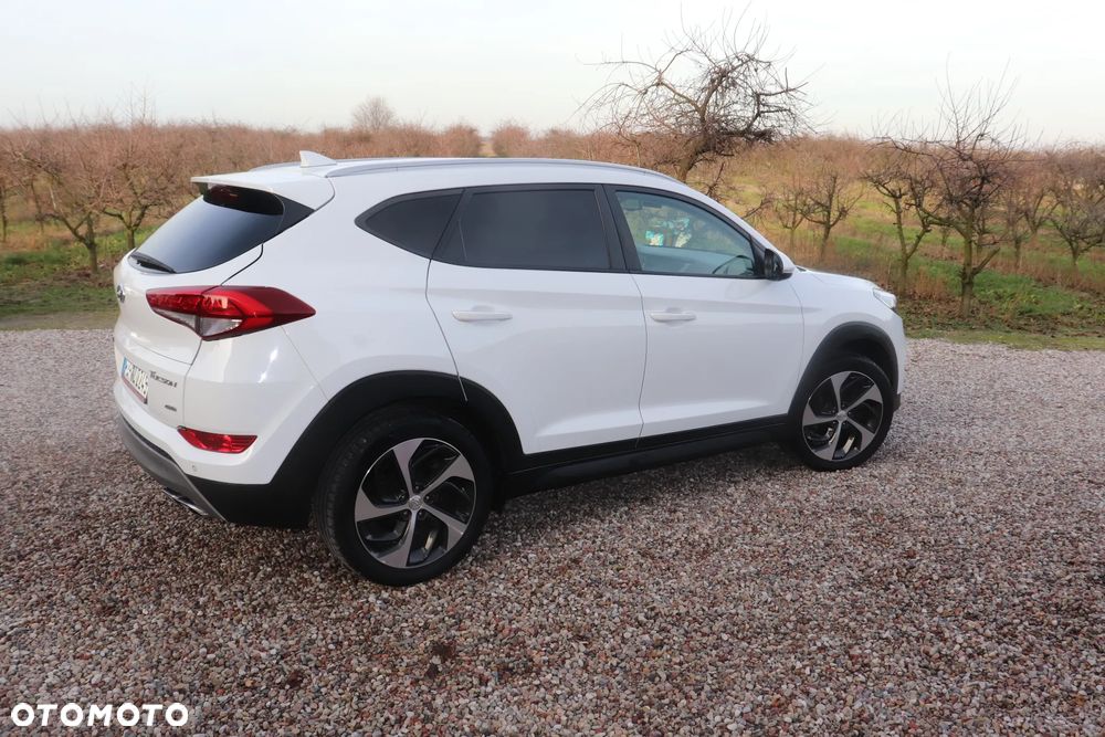 Hyundai Tucson 2.0 CRDI Comfort 4WD - 25