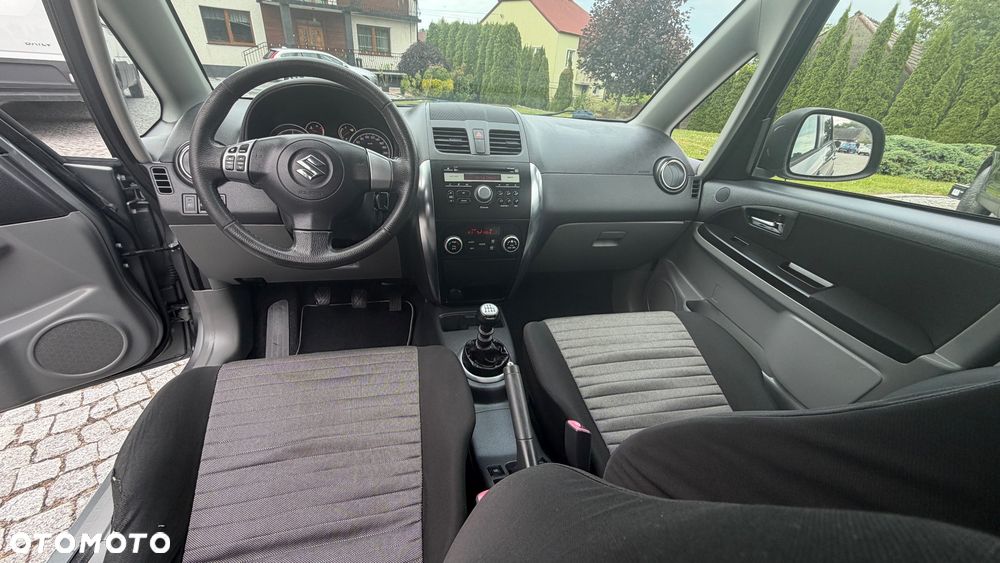 Suzuki SX4 2.0 DDiS 4x4 Style - 5