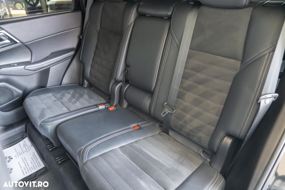 Mitsubishi Outlander 2.4 4WD CVT Instyle - 25