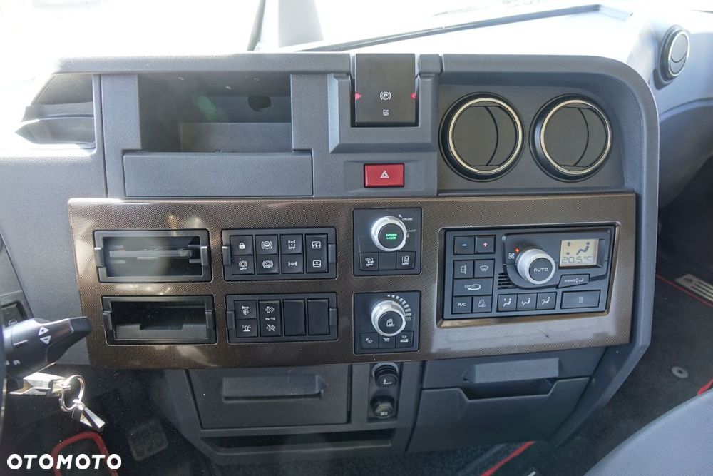 Renault GAMA T520 COMFORT / HIGH SLEEPER /  EURO 6 / STANDARD / AUTOMAT/  EURO 6 / KLIMATYZACJA POSTOJOWA / LODÓWKA / 2 ZBIORNIKI - 27