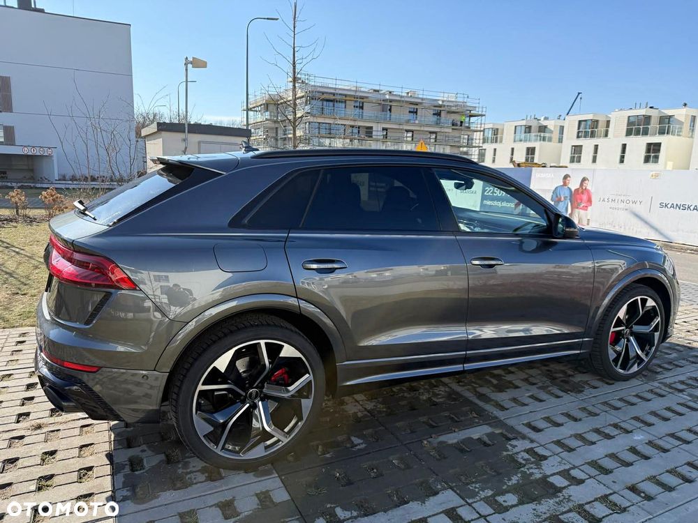 Audi RS Q8 - 6